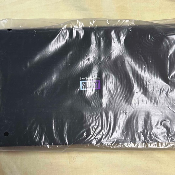 3 MAC COSMETICS CASES GIFT SET, MAC SELECT, BLACK PATENT, NEW IN ORIGINAL BOX, - Picture 10 of 13